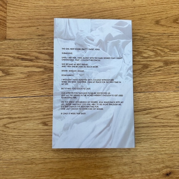 [SIGNED] Special Edition Cover of Shame by Fiona Cole - Picture 4 of 5